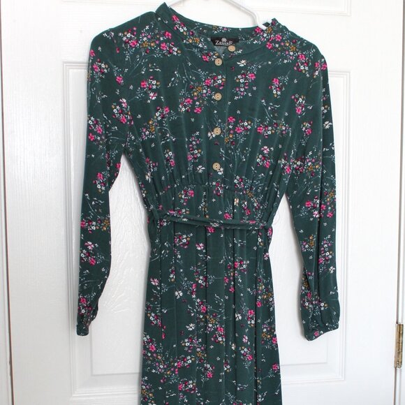 NWOT Zenane Floral Crew Neck Unlined Modest Dress - Green - Picture 5 of 6